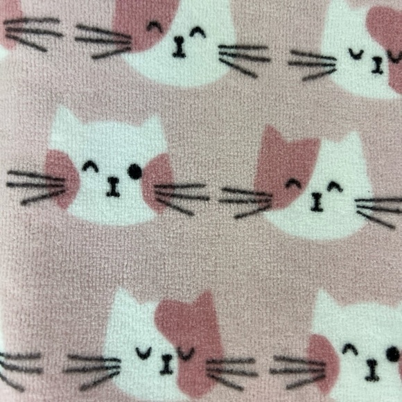 ENVOGUE Cat Kitten Bath Towels Pink White Cotton Velour Soft Set of 2 NEW - Picture 3 of 9